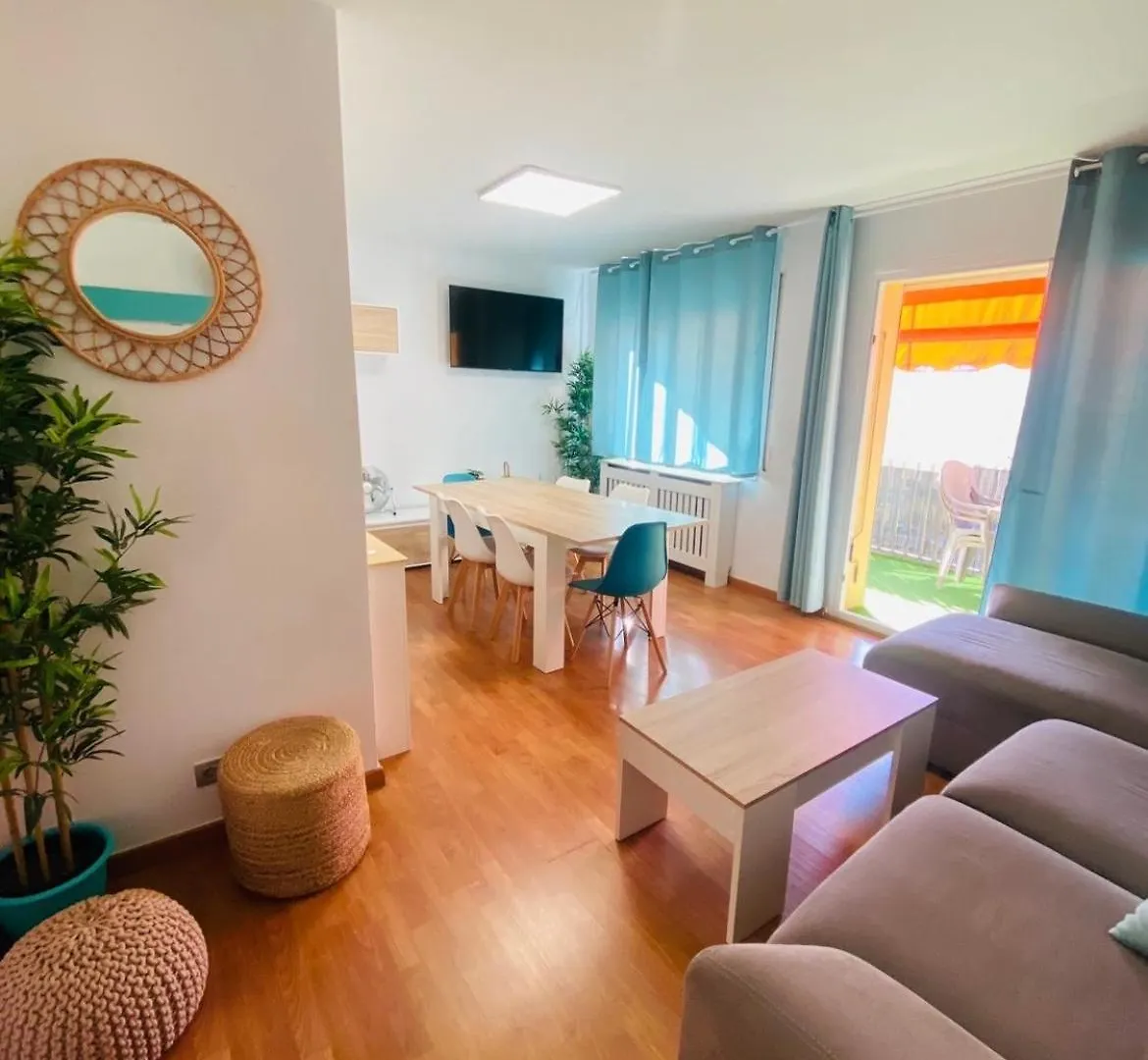 Piso Shic De Playa Fenals Con Terraza Y Piscina Διαμέρισμα Λορέτ Ντε Μαρ 0*,  Ισπανία