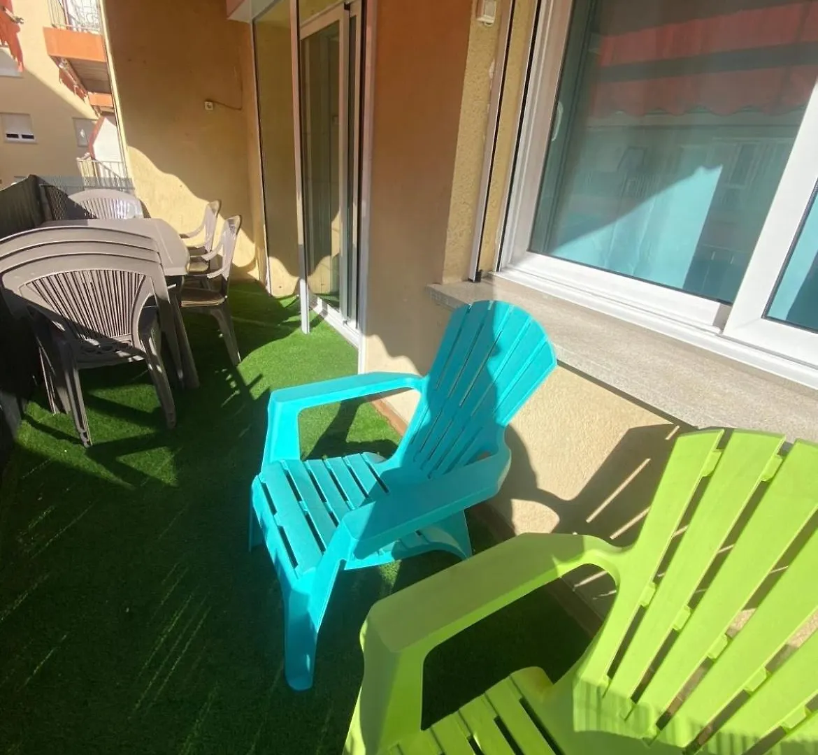 Piso Shic De Playa Fenals Con Terraza Y Piscina Apartment Lloret de Mar