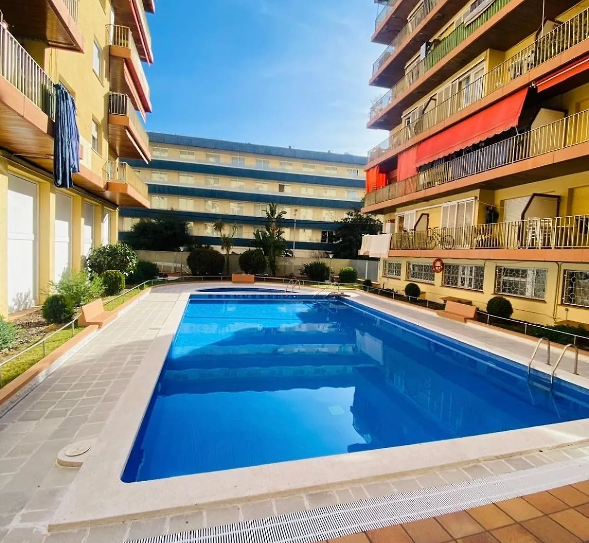 Piso Shic De Playa Fenals Con Terraza Y Piscina Apartment Lloret de Mar