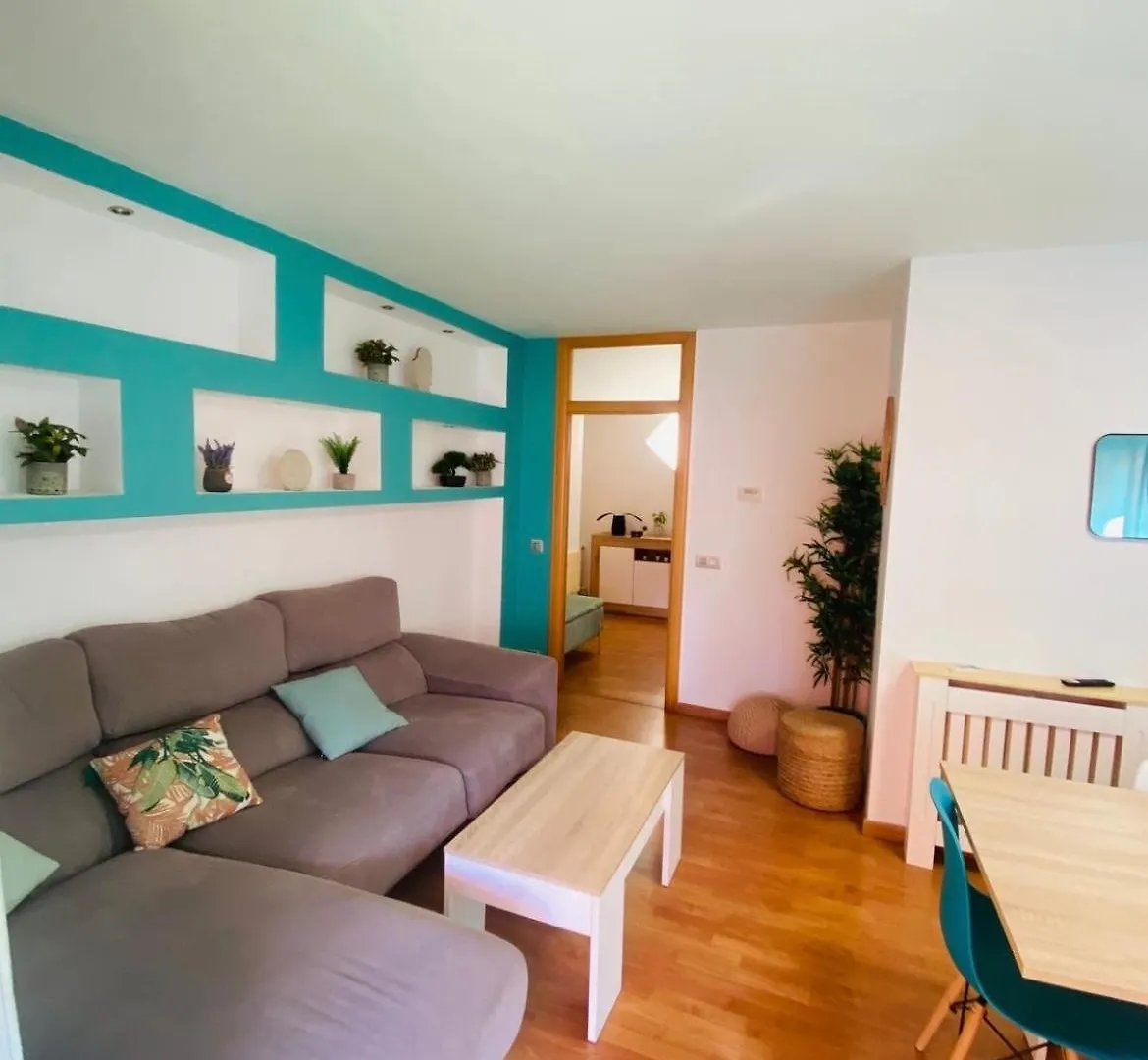 Piso Shic De Playa Fenals Con Terraza Y Piscina Apartment Lloret de Mar