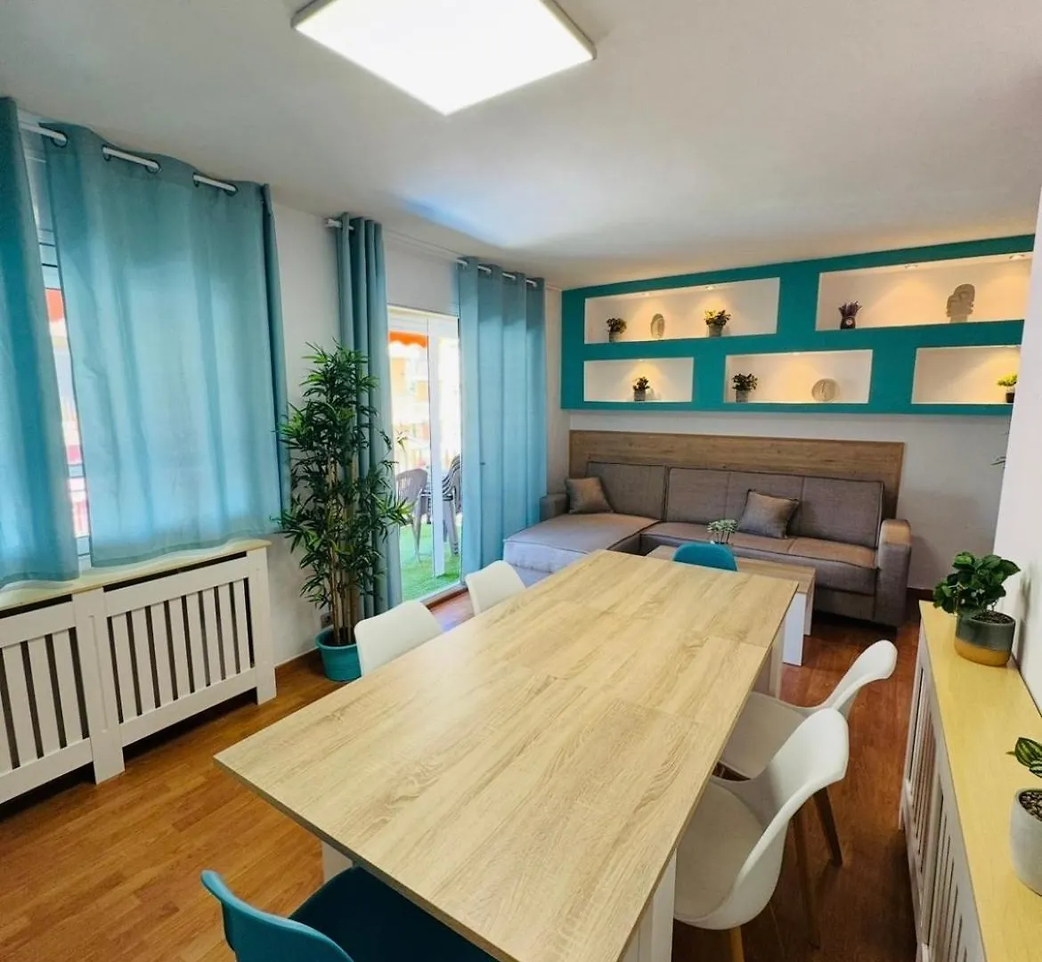 Piso Shic De Playa Fenals Con Terraza Y Piscina Apartment Lloret de Mar