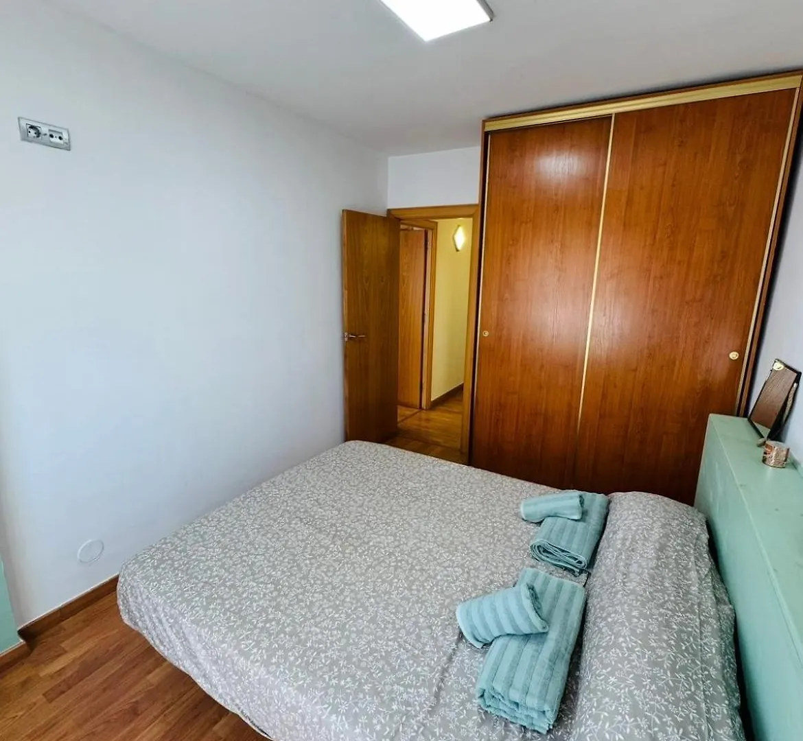 Piso Shic De Playa Fenals Con Terraza Y Piscina Apartment Lloret de Mar 0*,